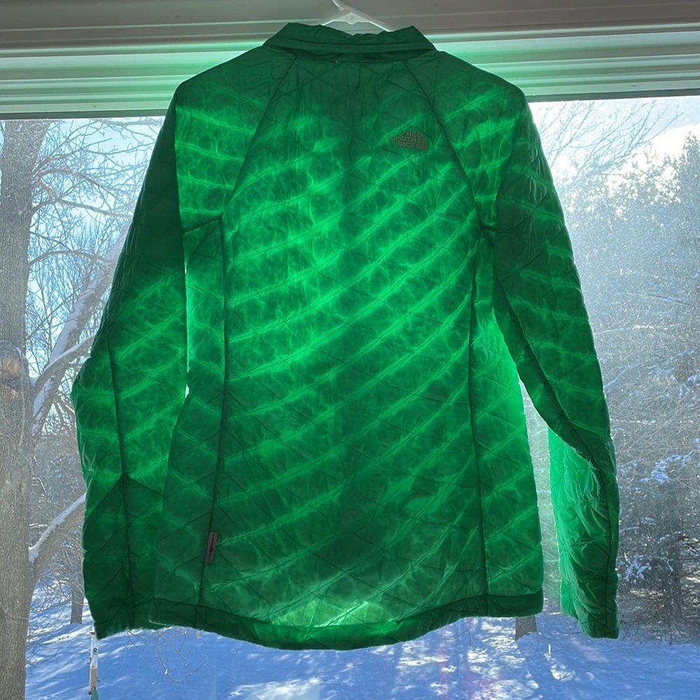 The North Face green thermoball jacket - Picture 3 of 13